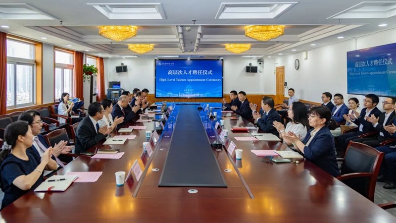 1760426630436462.jpg 武科大1.jpg